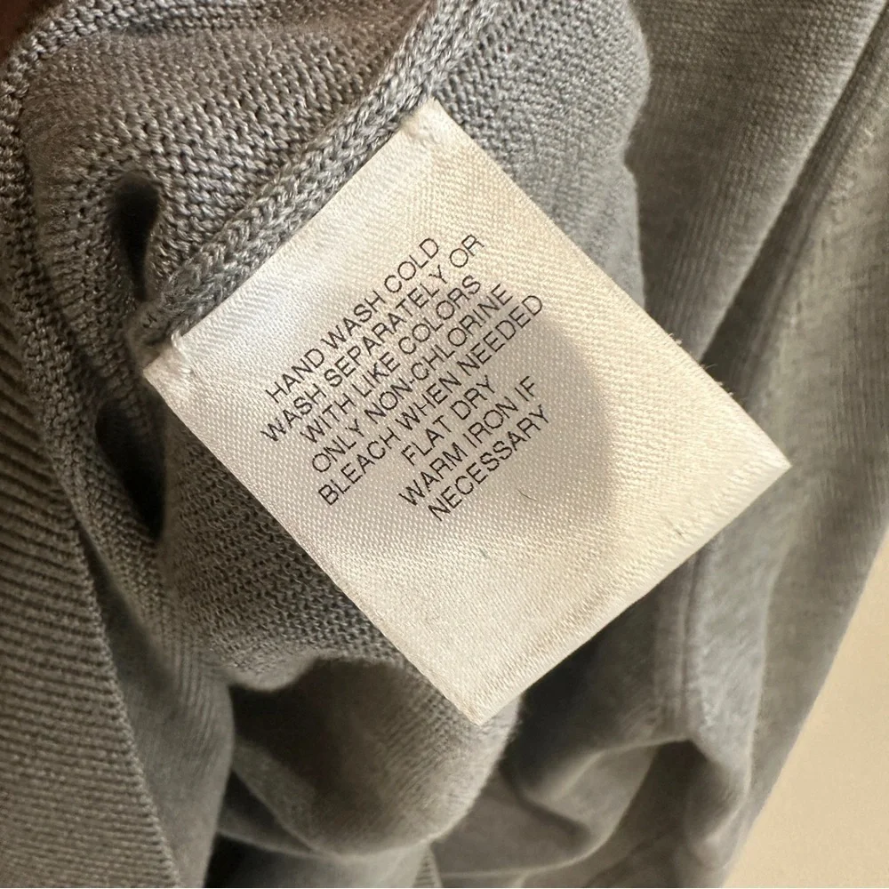 Daniel Cremieux | XL | Gray Signature Collection Silk cotton Blend vneck sweater